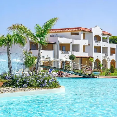 Danaide Trilo Apartment *